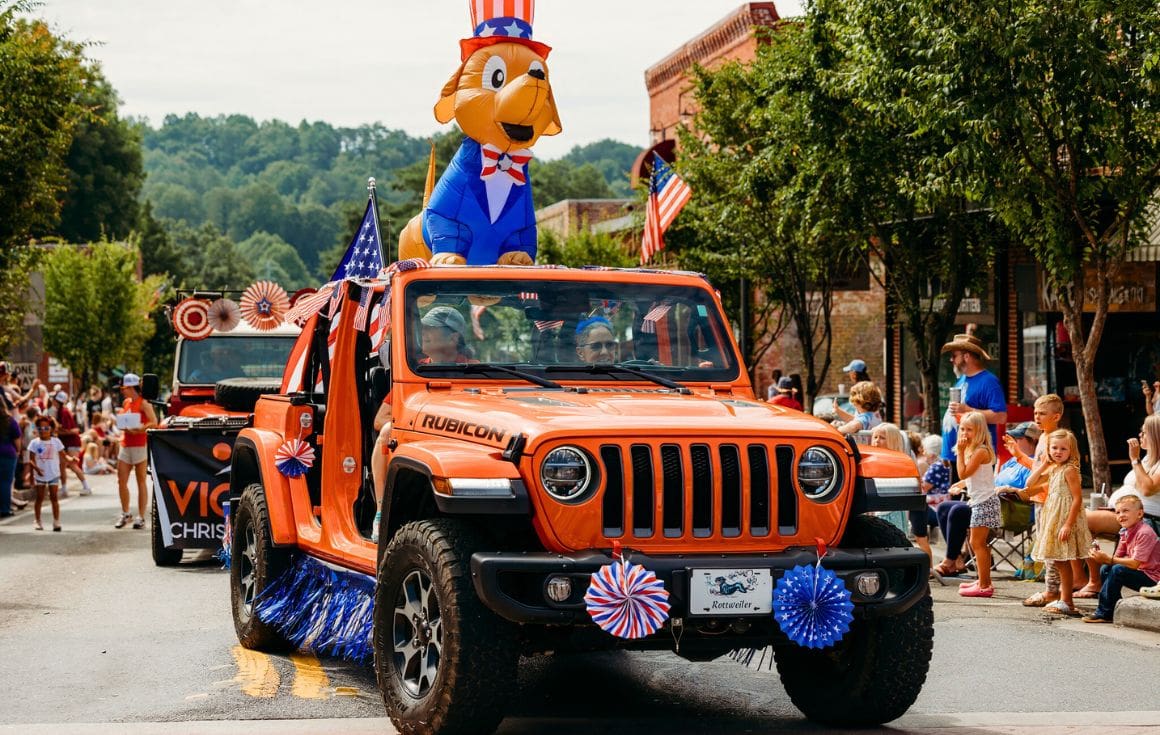 Plan The Perfect 4th of July Weekend in Downtown Ellijay, Georgia